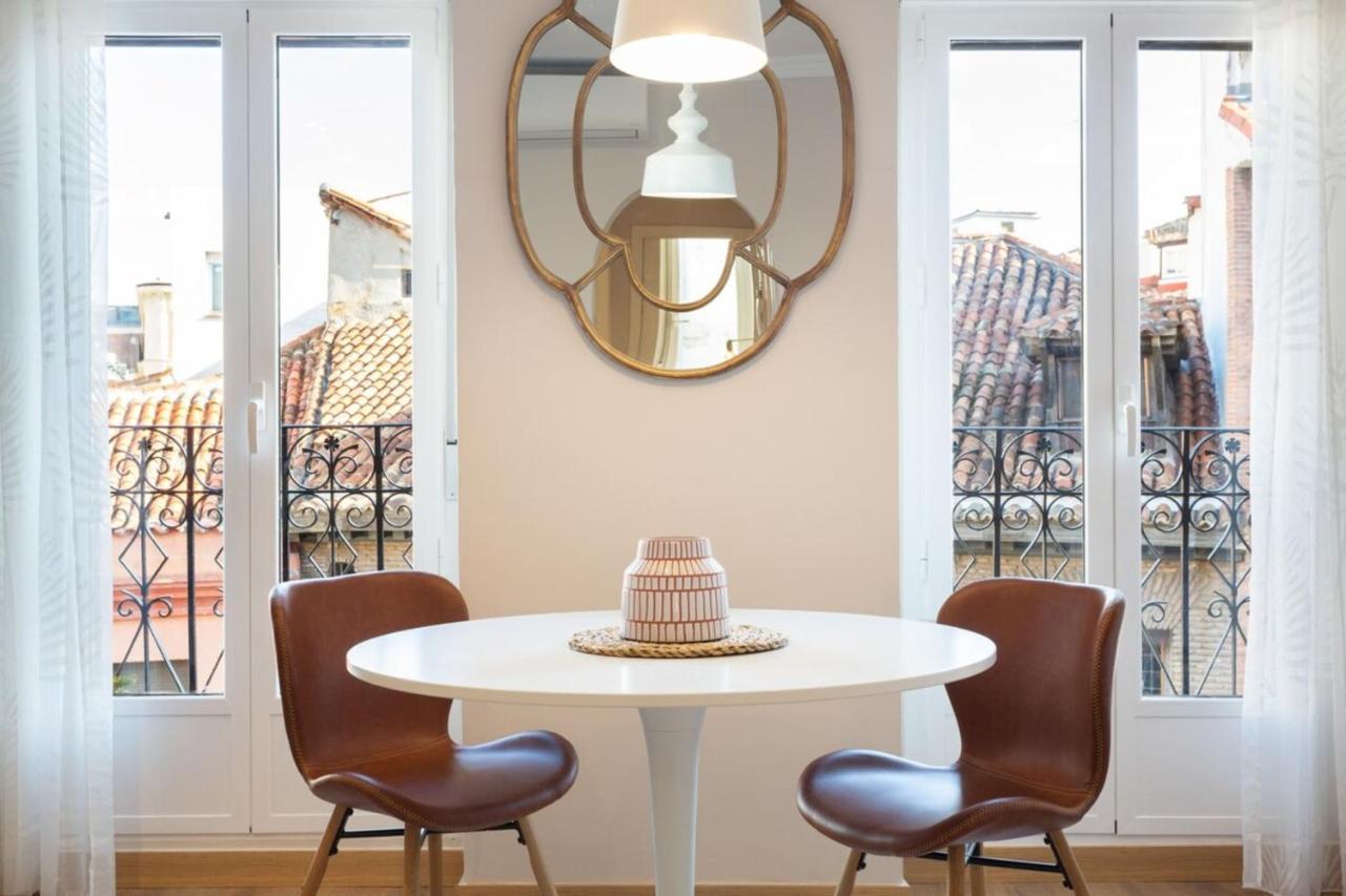 Elegant 1 Bedroom Apartment In The Heart Of Centro Madrid Luaran gambar